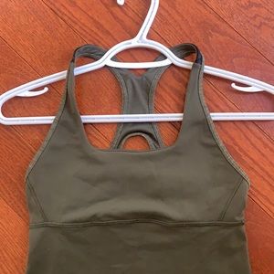 Lulu workout top